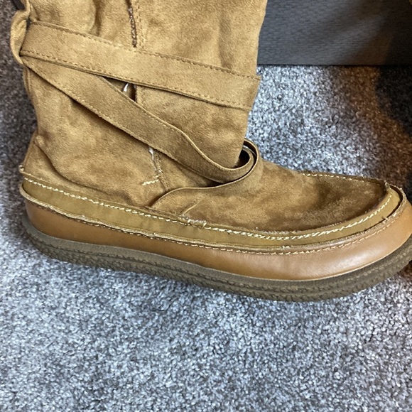 ROXY Tomahawk Women’s Suede Boots Mid Calf Zipper Flat Lined sz 8.5 NEW - Picture 3 of 10